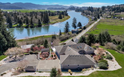 PANORAMIC VIEWS OF NEHALEM VALLEY & RIVER